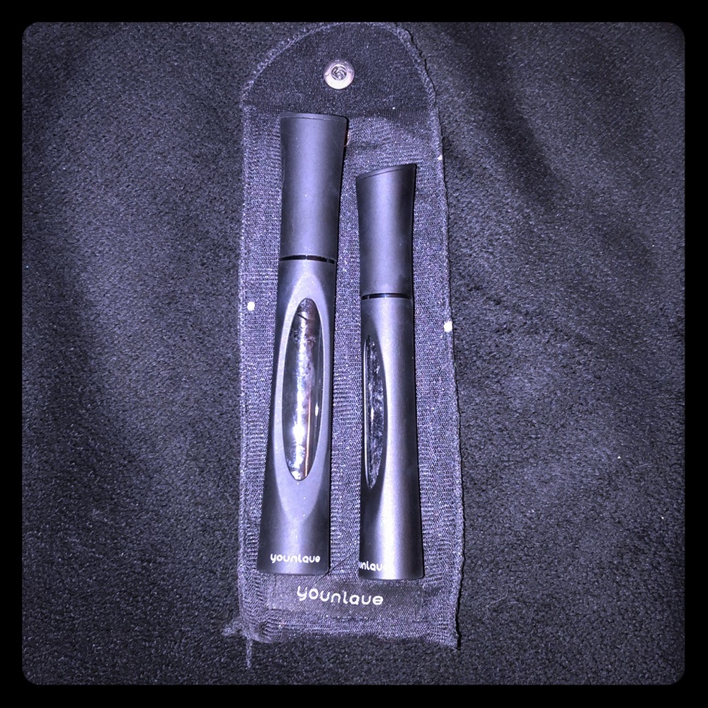 Younique fiber lash mascara